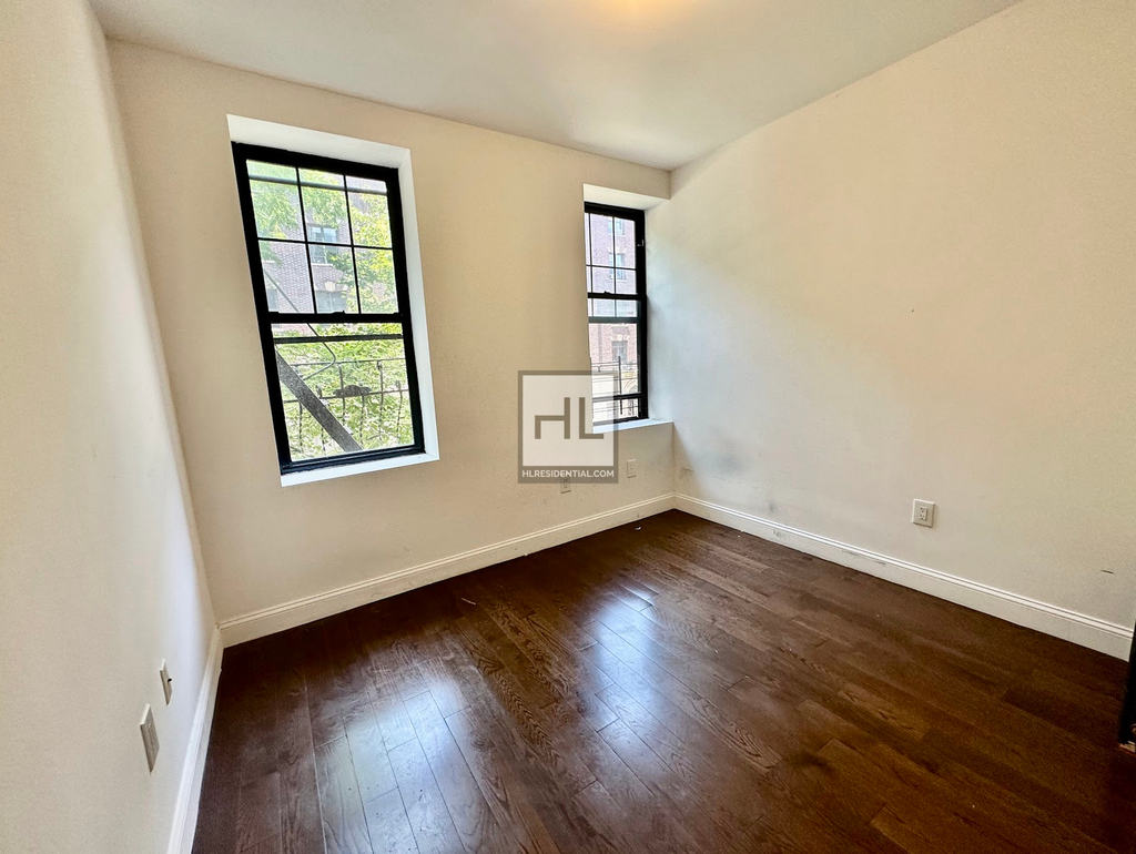 Claremont Avenue - Photo 1
