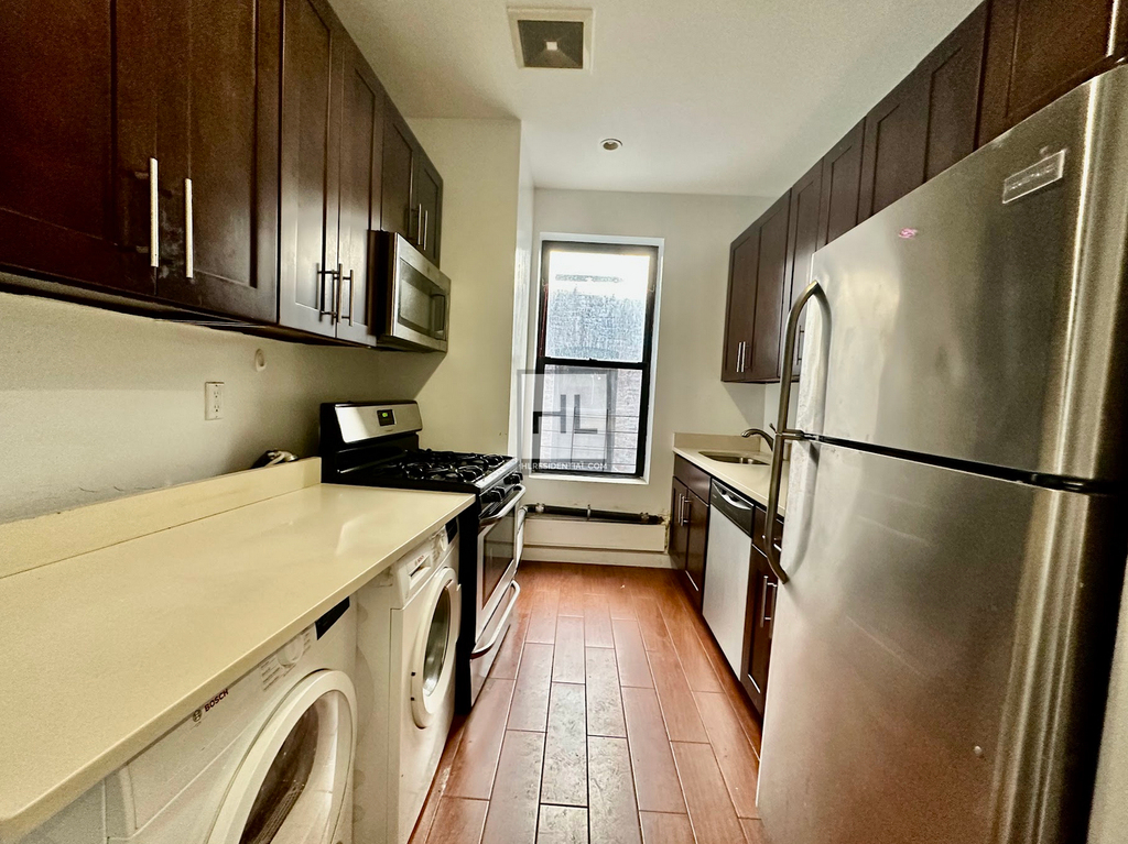 Claremont Avenue - Photo 2