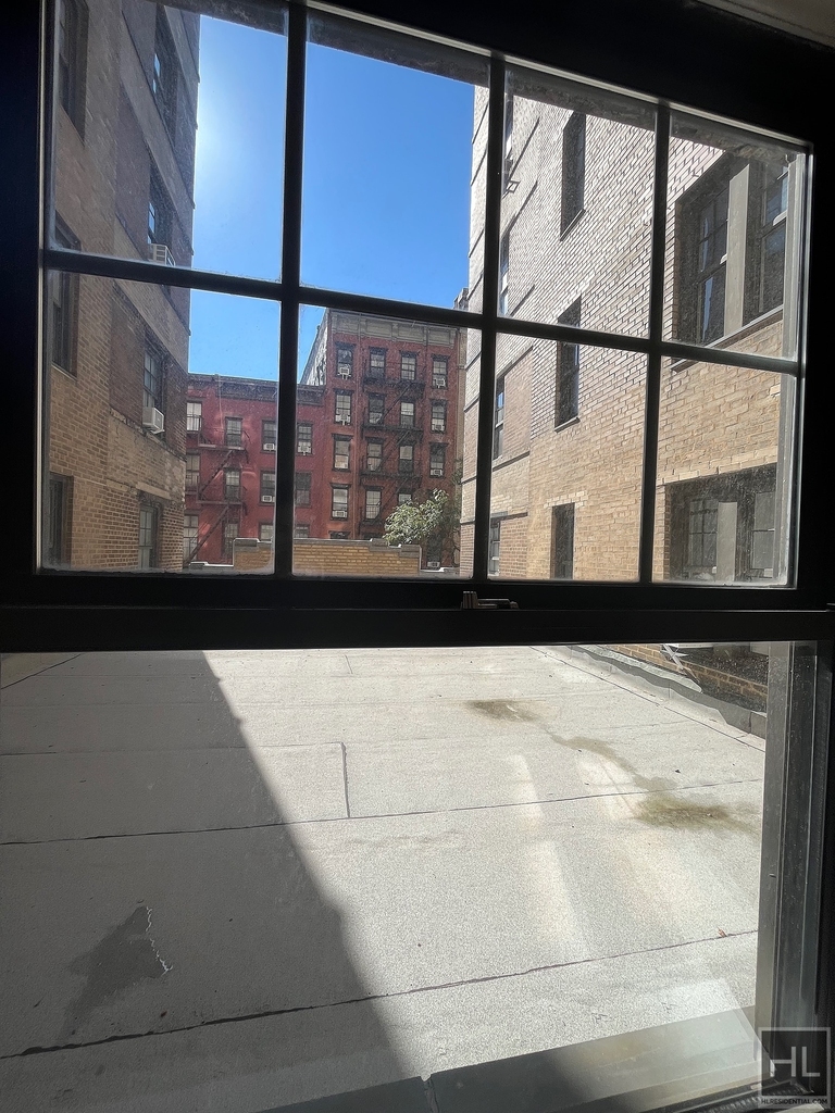 Christopher Street - Photo 5