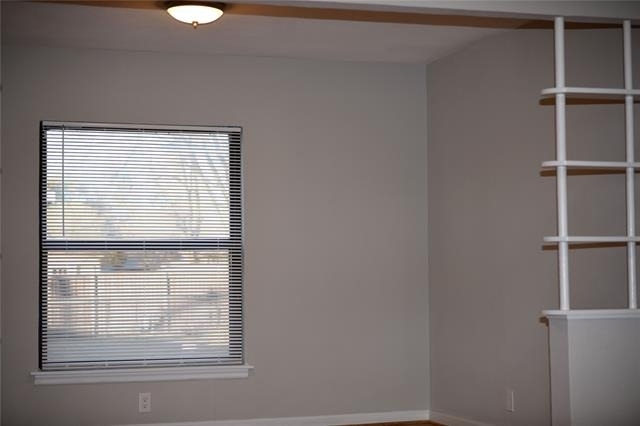 6123 Belgrade Avenue - Photo 8
