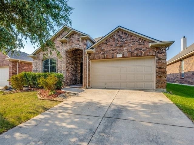 3213 Hornbeam Street - Photo 0