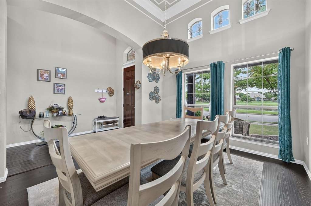 8136 Black Ash Drive - Photo 3