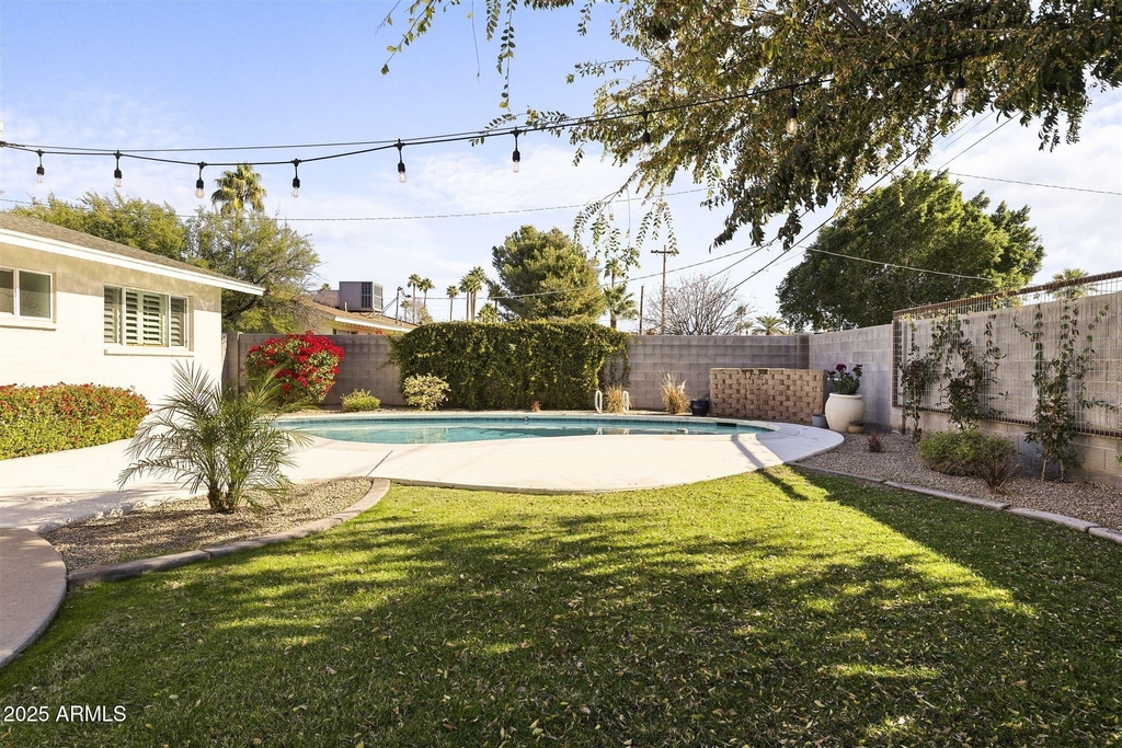 6719 E 2nd Street - Photo 23