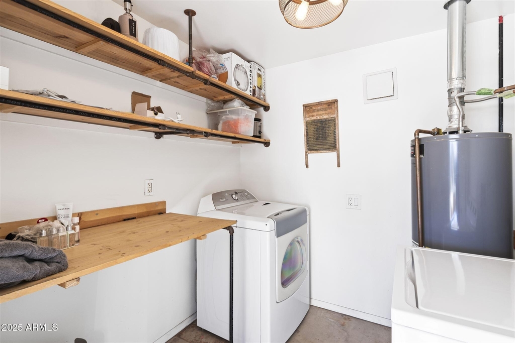 6719 E 2nd Street - Photo 16