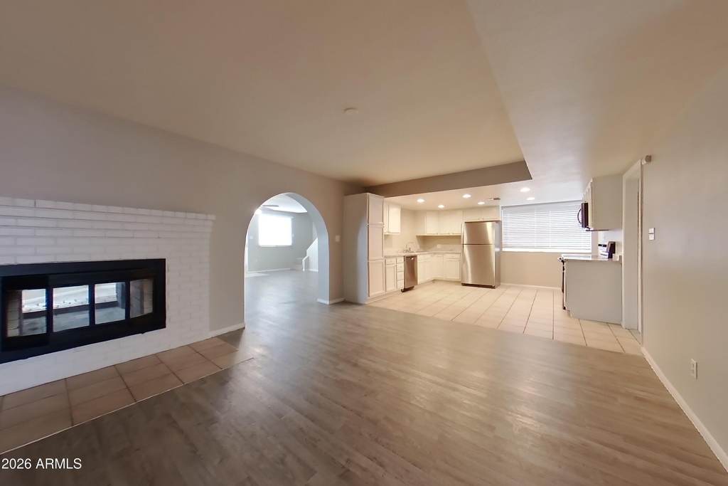 4832 N 87th Lane - Photo 3