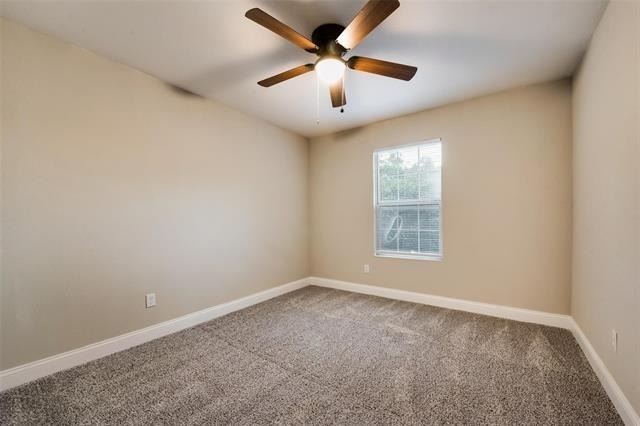 2436 Dancy Drive N - Photo 11