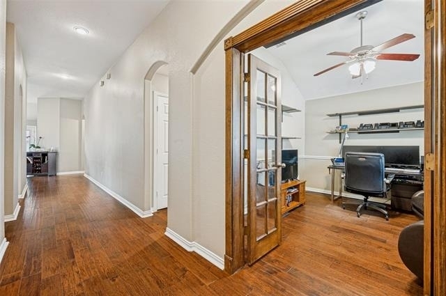 7709 Shasta Drive - Photo 2