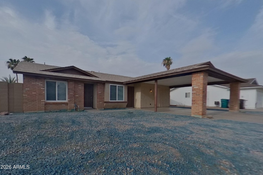 3413 E Dragoon Avenue - Photo 0