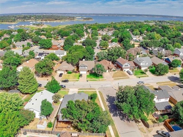 1440 Thistlewood Lane - Photo 3