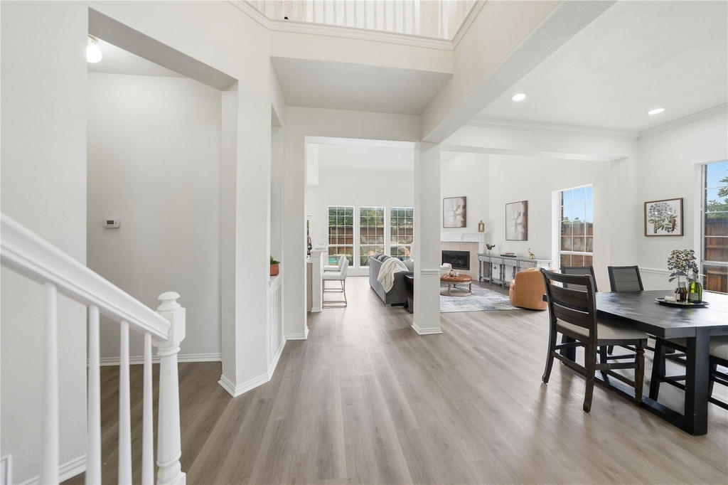 101 Fontana Court - Photo 2