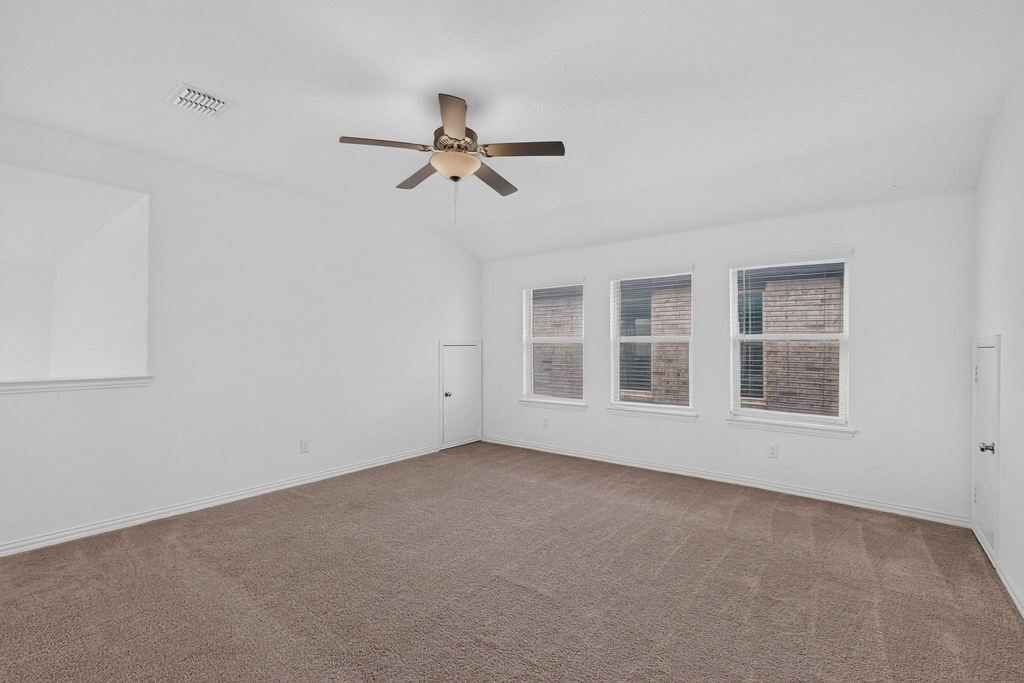 1309 Canuela Way - Photo 25