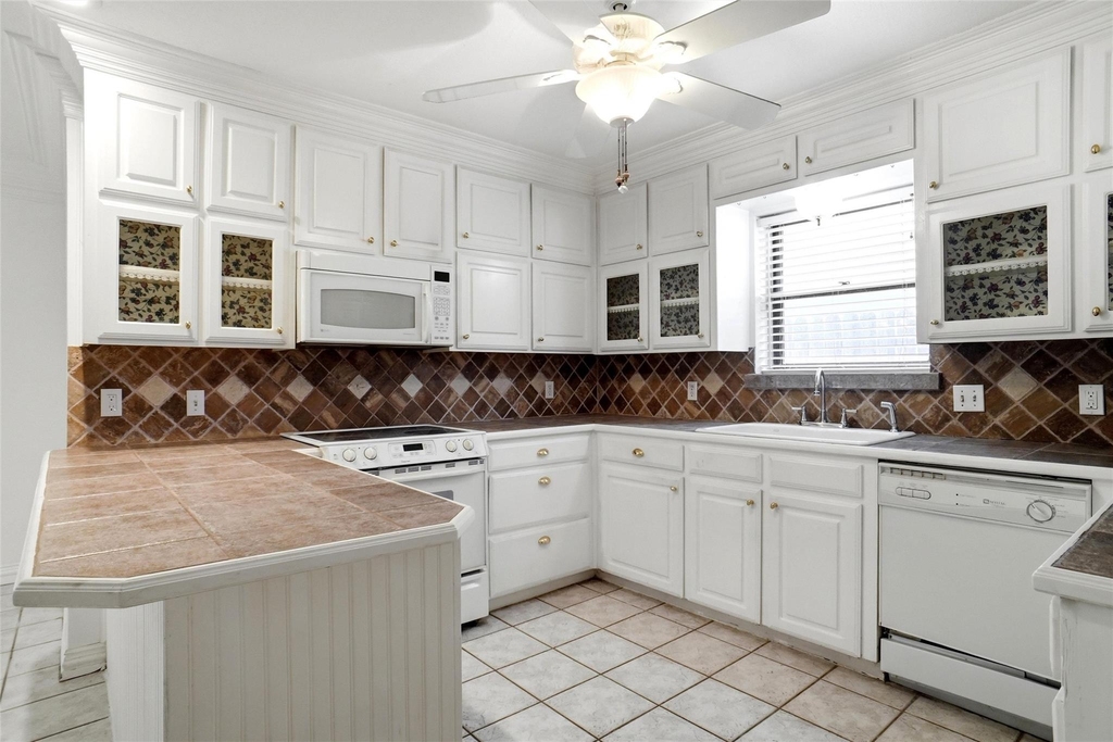 1812 Kynette Drive - Photo 7