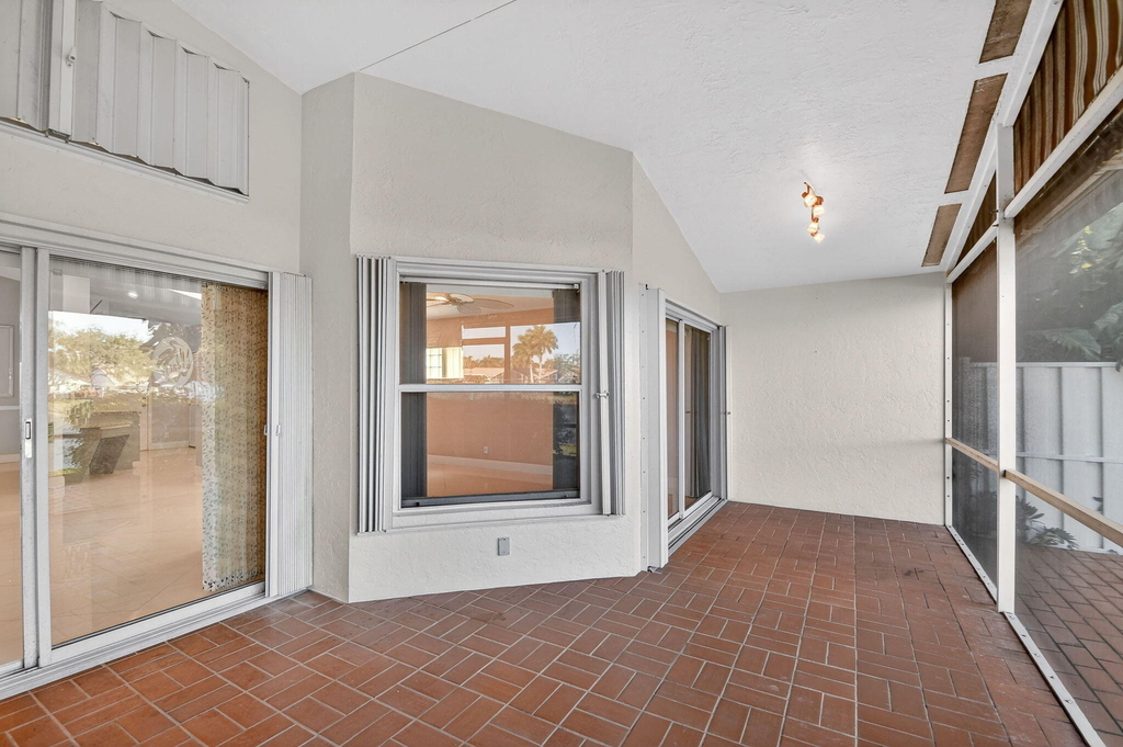 7891 Sailing Shores Terrace - Photo 22