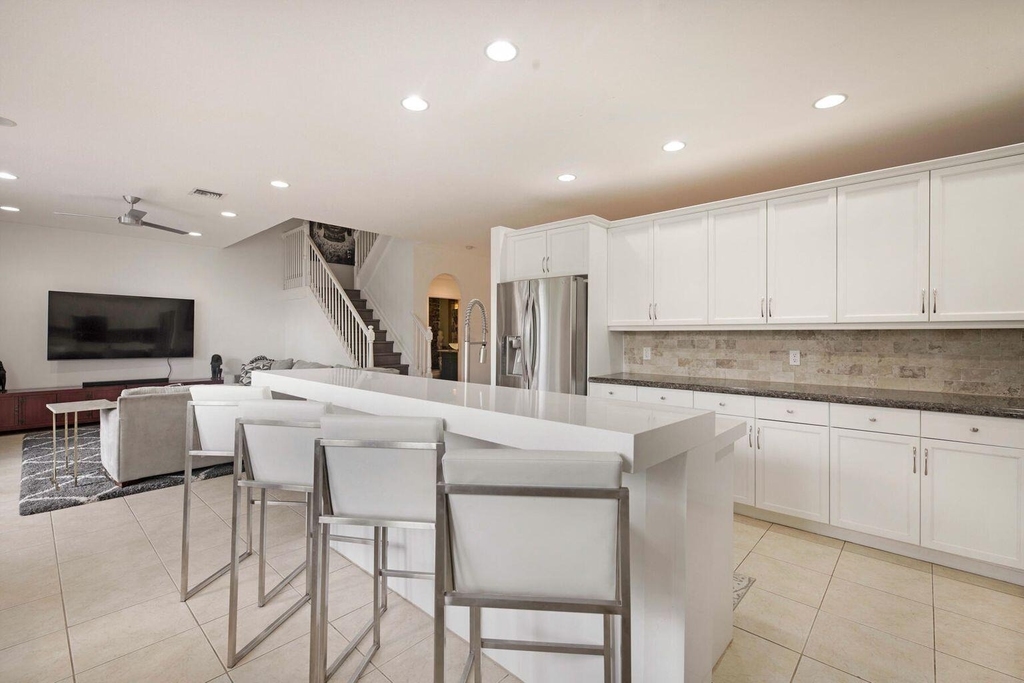 9061 Dupont Place - Photo 42