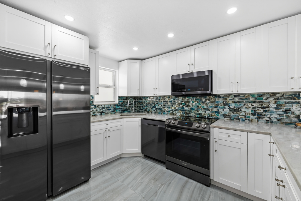 2841 Ne 33rd Court - Photo 7