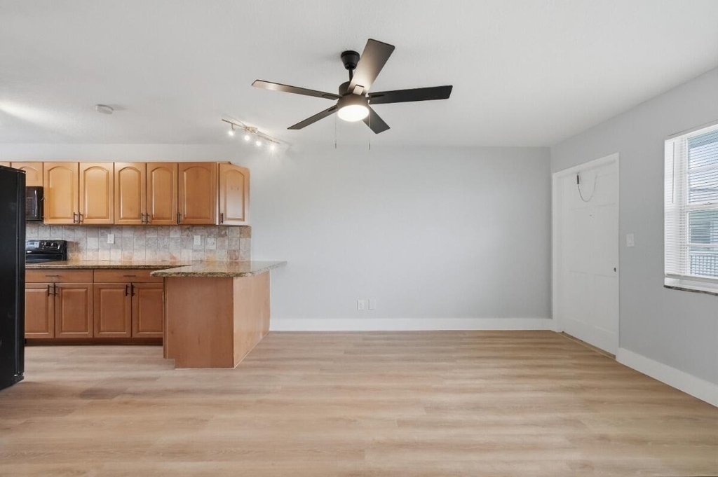 6191 Sw 37th Street - Photo 2