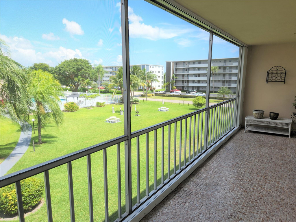4700 Washington Street - Photo 19