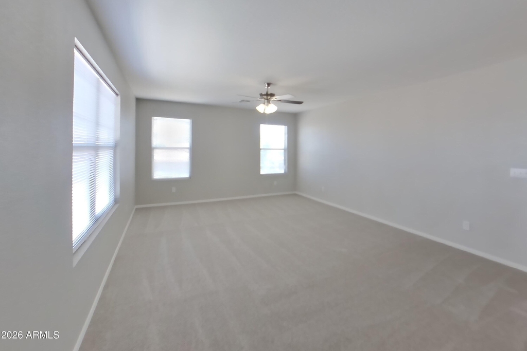 638 W Racine Loop - Photo 17