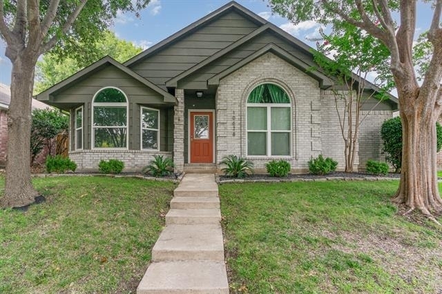 10678 Quest Drive - Photo 2