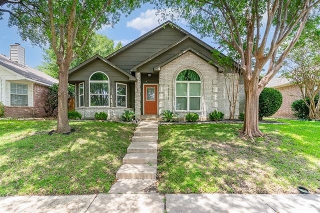 10678 Quest Drive - Photo 0