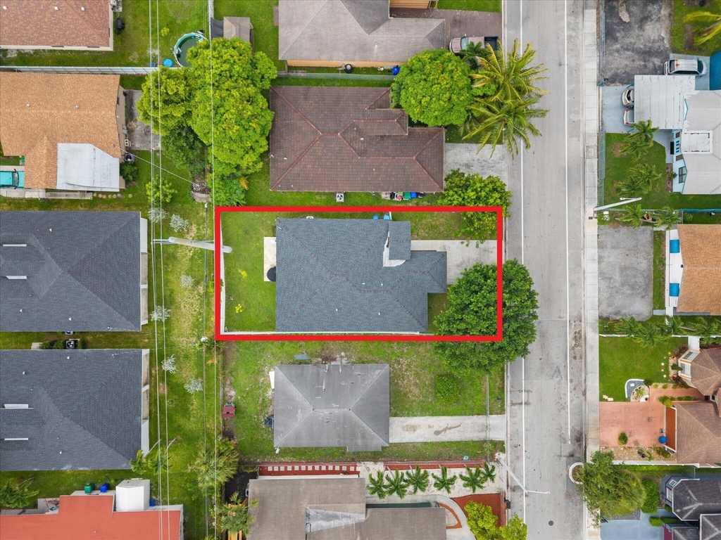 2848 Nw 9th Place - Photo 35