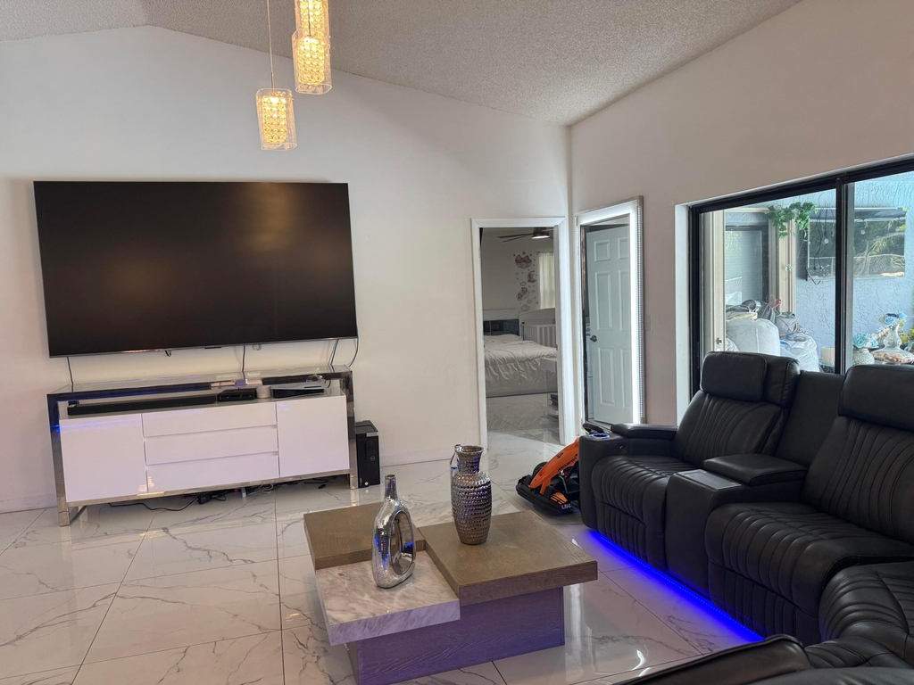 8651 Nw 21st Court - Photo 12