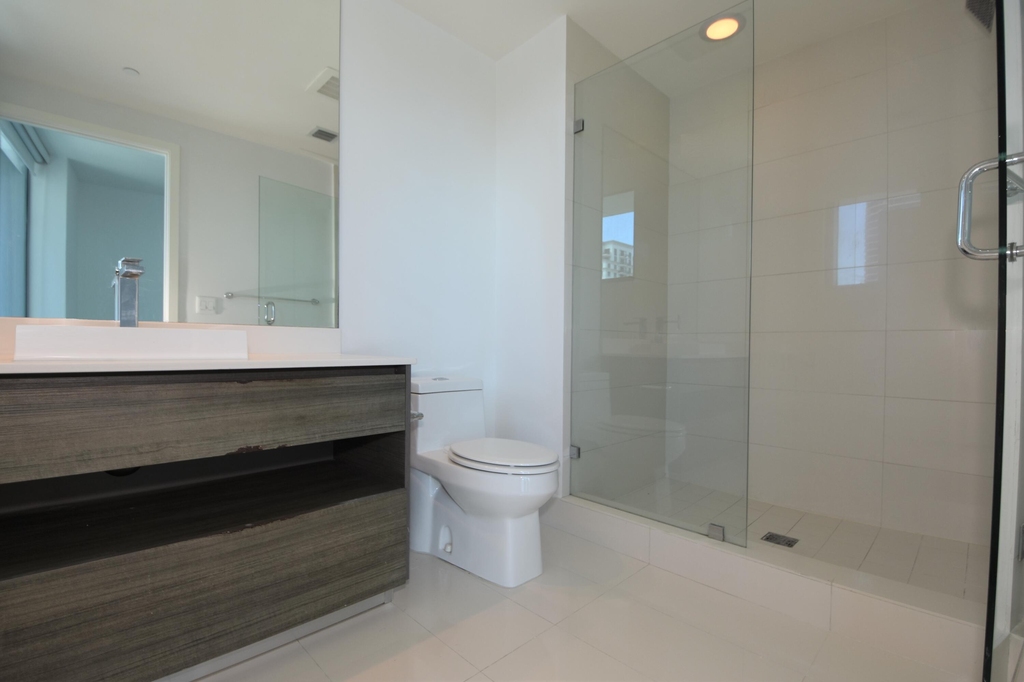1100 S Miami Avenue - Photo 36