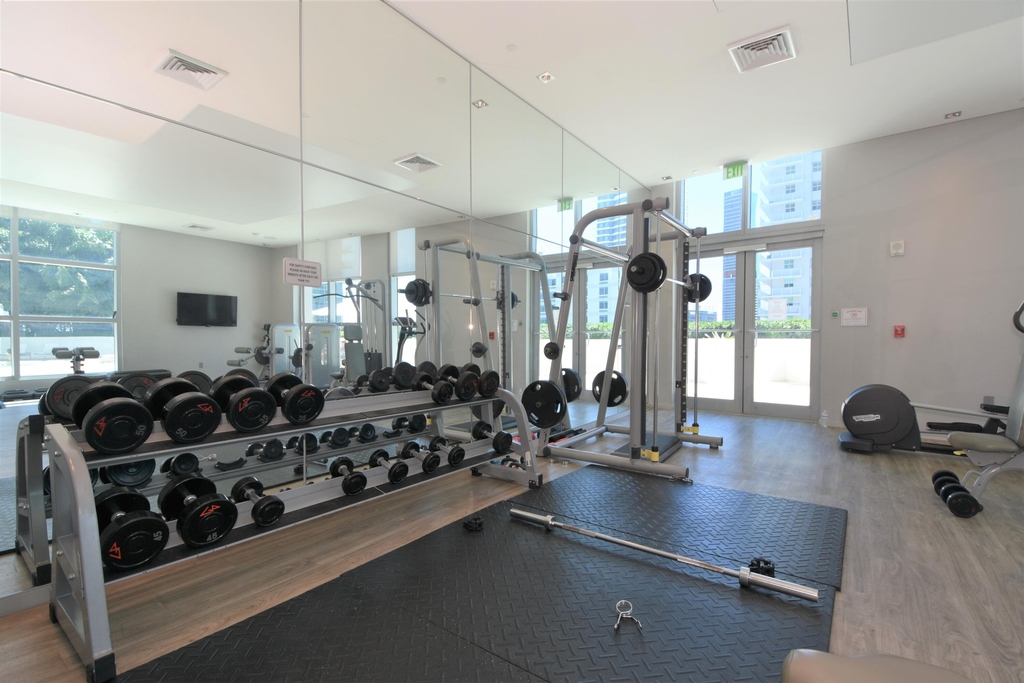 1100 S Miami Avenue - Photo 21