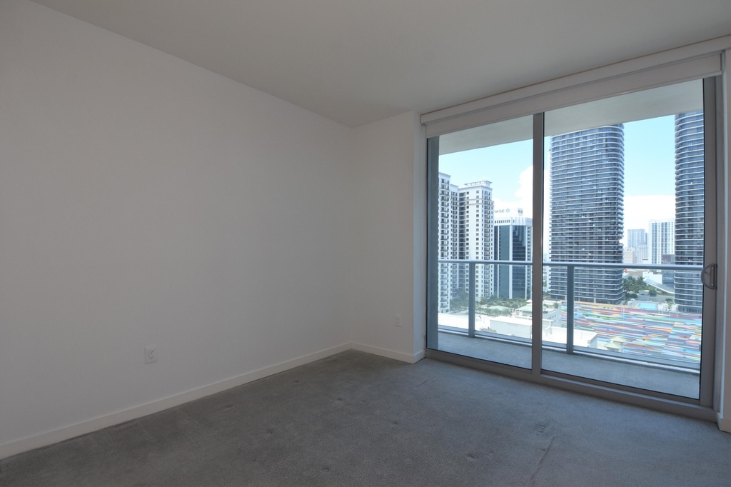 1100 S Miami Avenue - Photo 43