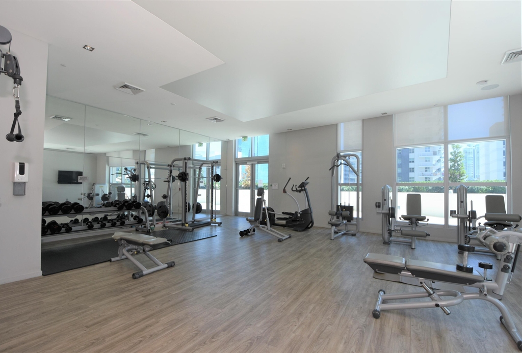 1100 S Miami Avenue - Photo 20