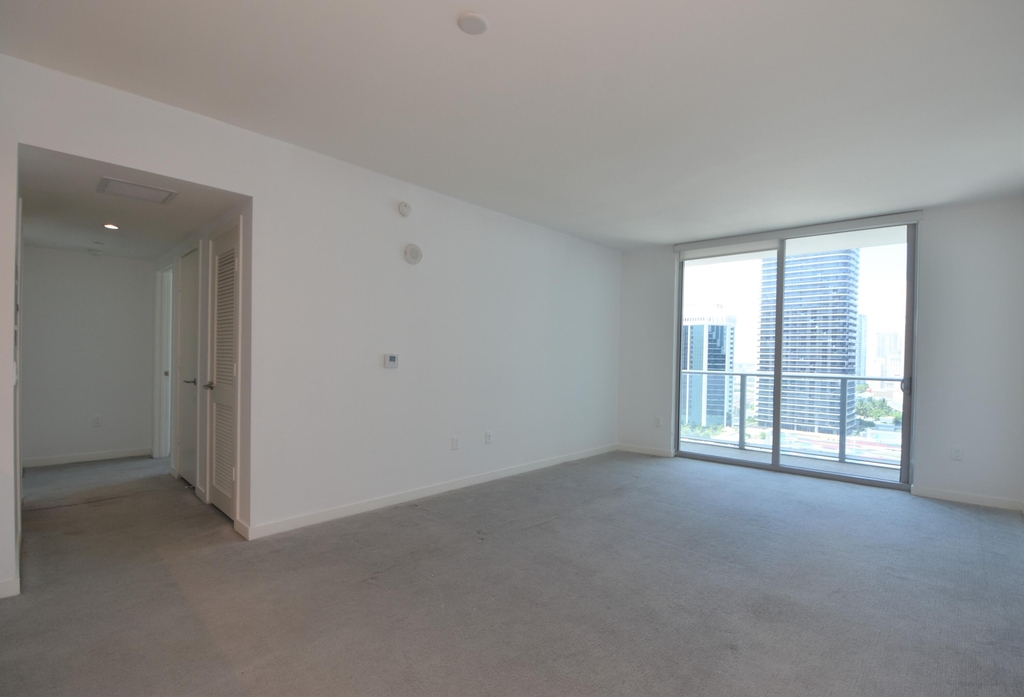 1100 S Miami Avenue - Photo 34