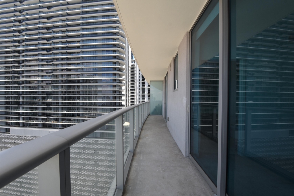 1100 S Miami Avenue - Photo 9