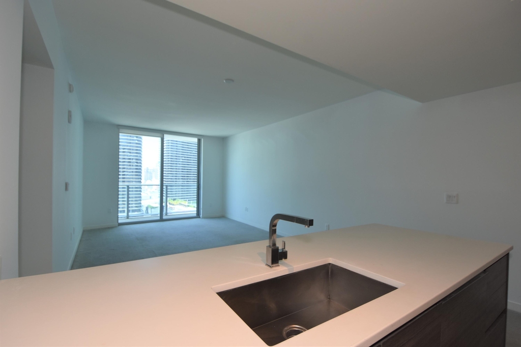1100 S Miami Avenue - Photo 29