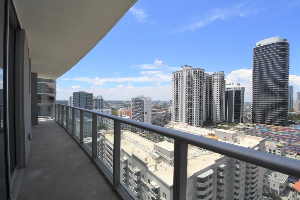1100 S Miami Avenue - Photo 8