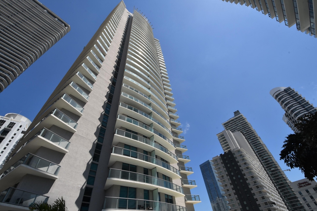 1100 S Miami Avenue - Photo 12