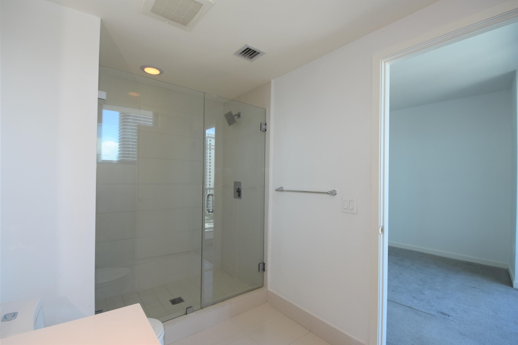 1100 S Miami Avenue - Photo 38