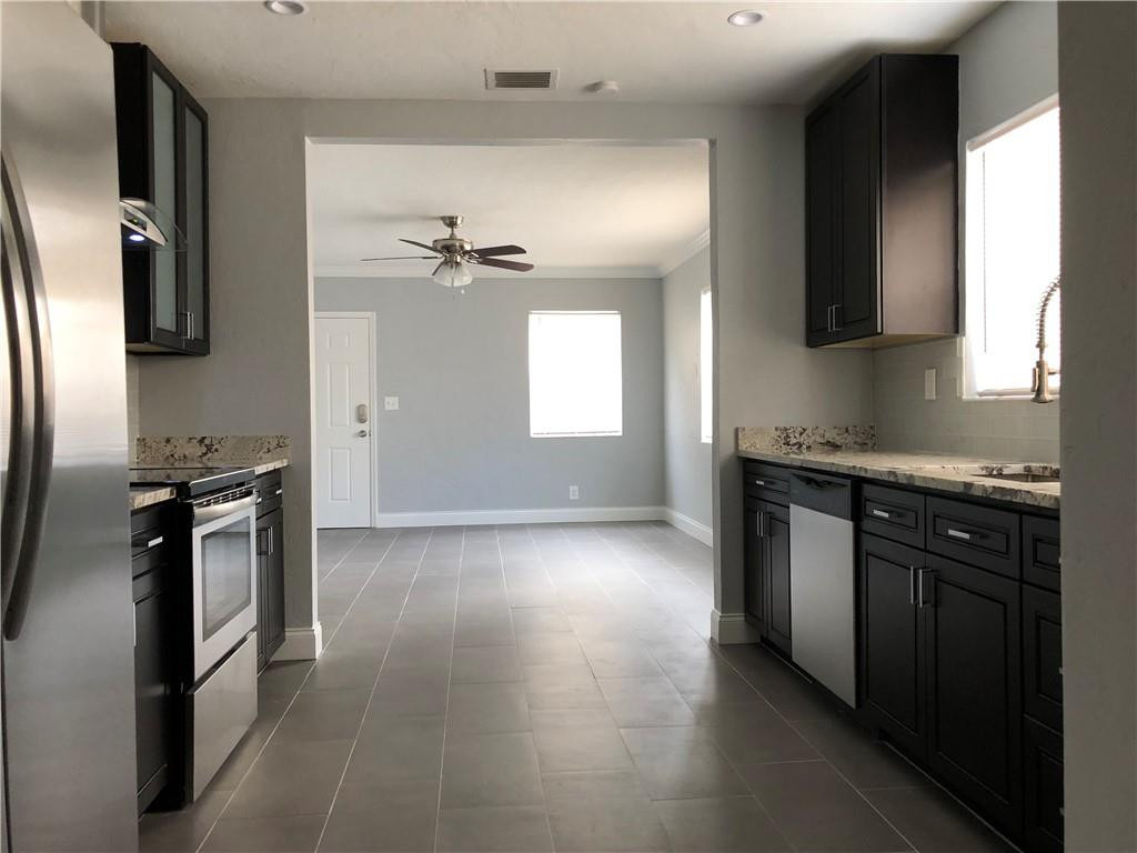 2817 Taylor Street - Photo 6