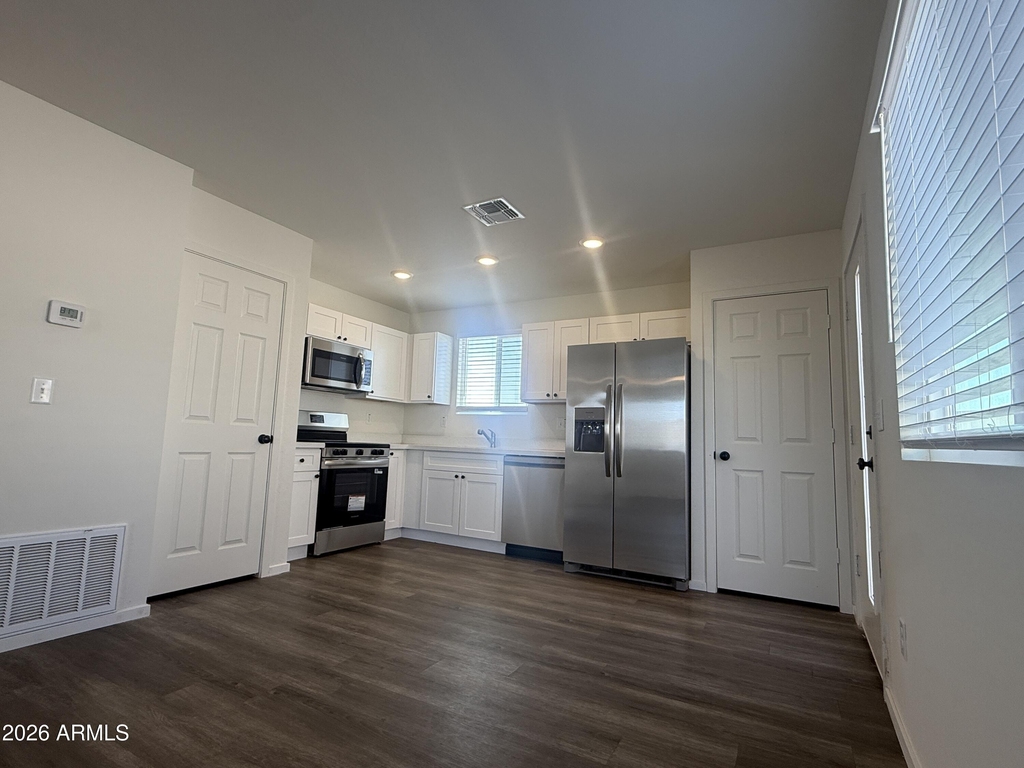 4037 S 12th Street - Photo 3