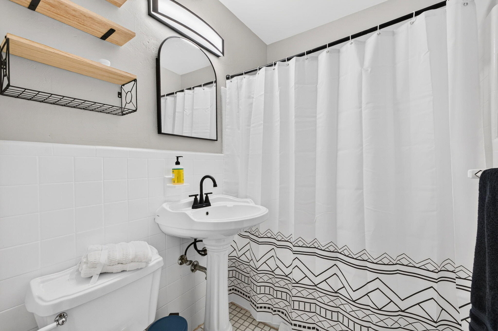 4670 Ne 4th Avenue - Photo 26