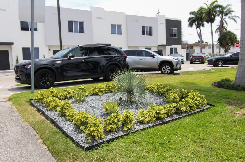 170 Nw 158th Street - Photo 2
