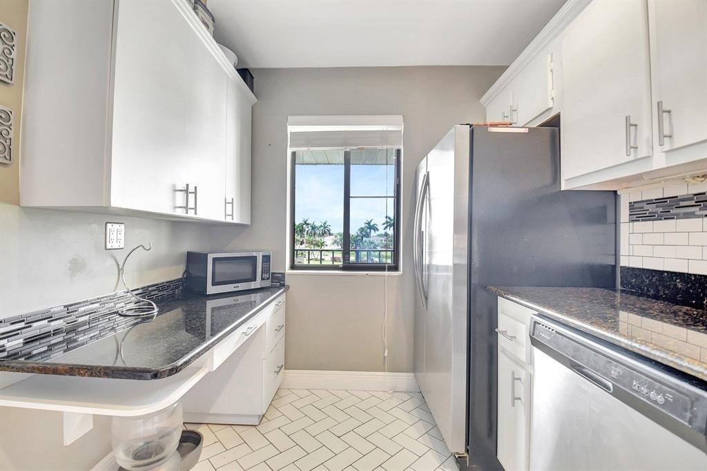 4070 Tivoli Court - Photo 12