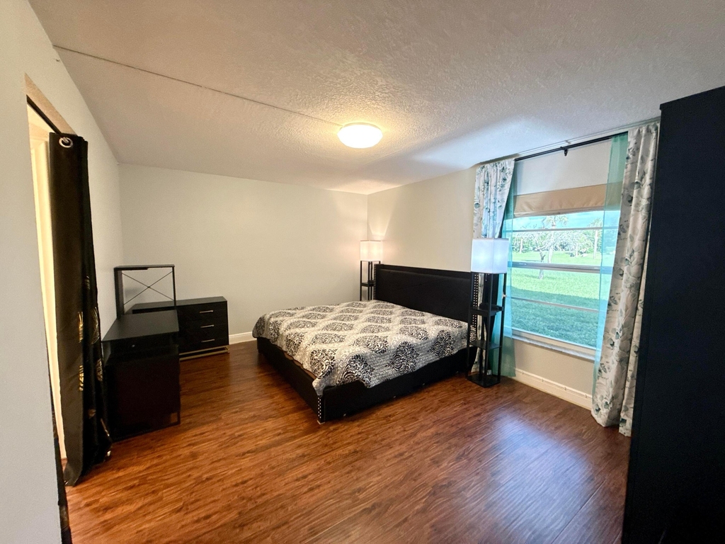2828 Casita Way - Photo 9