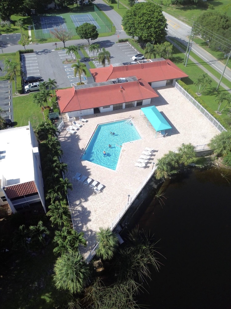 2828 Casita Way - Photo 14