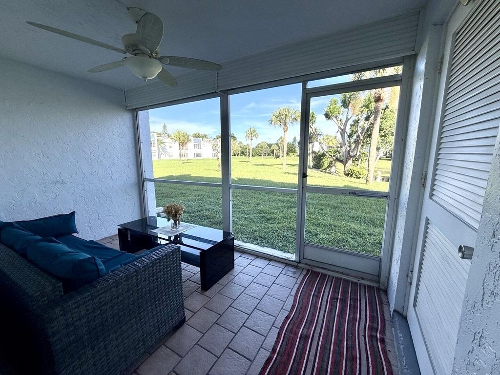 2828 Casita Way - Photo 12