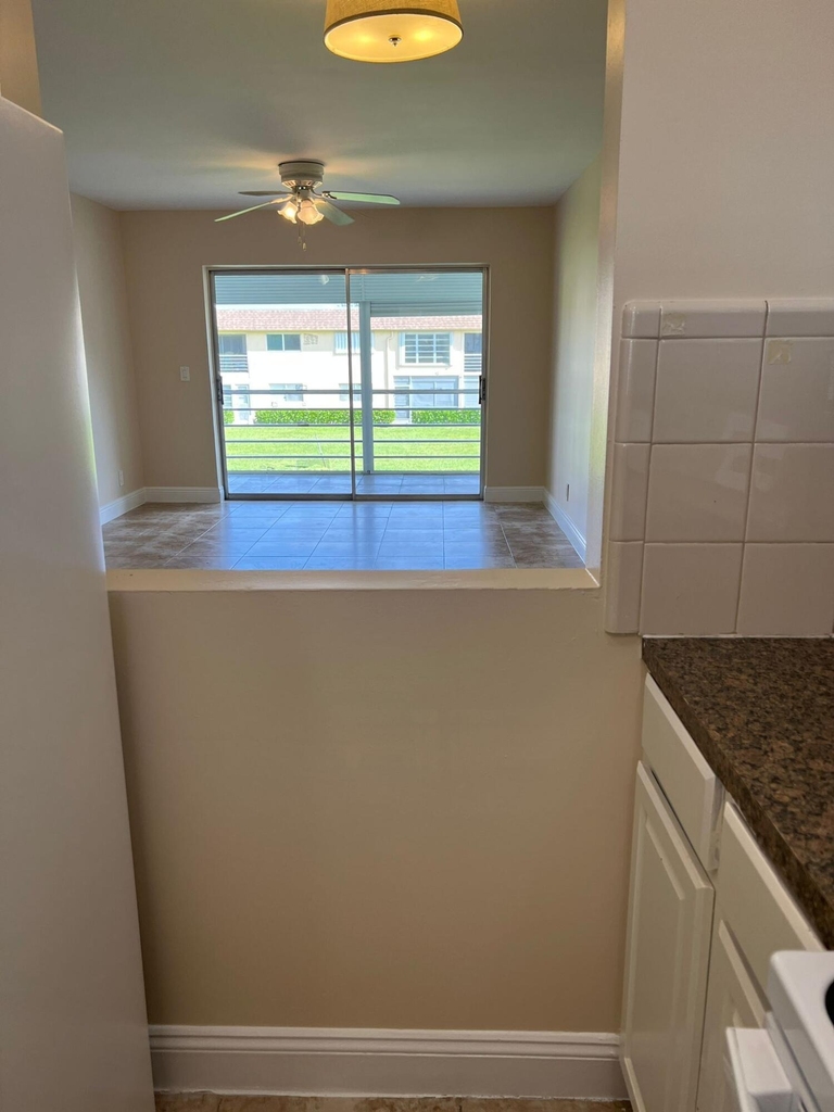 9851 Sandalfoot Boulevard - Photo 1