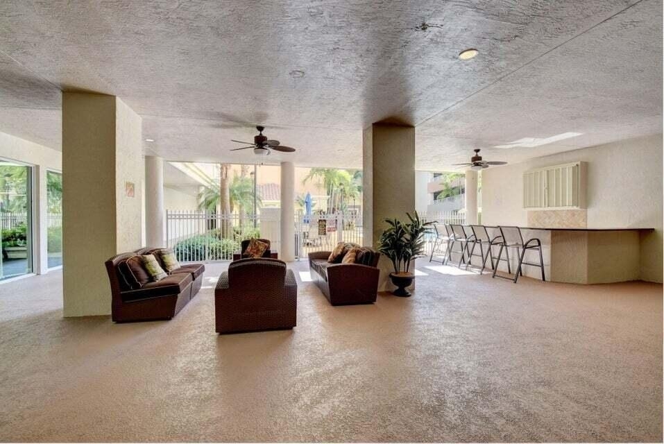1660 Renaissance Commons Boulevard - Photo 35