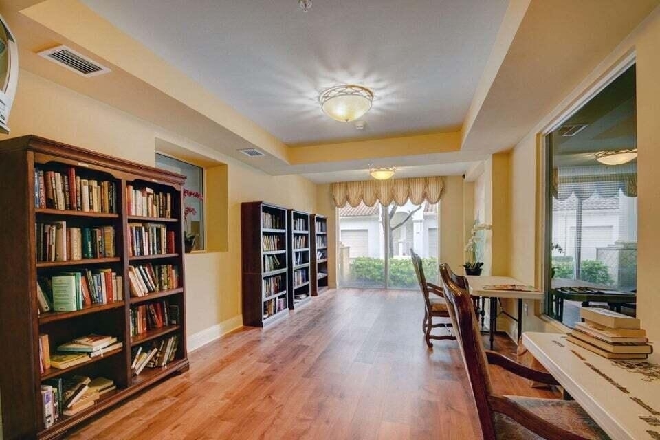 1660 Renaissance Commons Boulevard - Photo 36