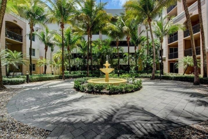 1660 Renaissance Commons Boulevard - Photo 27