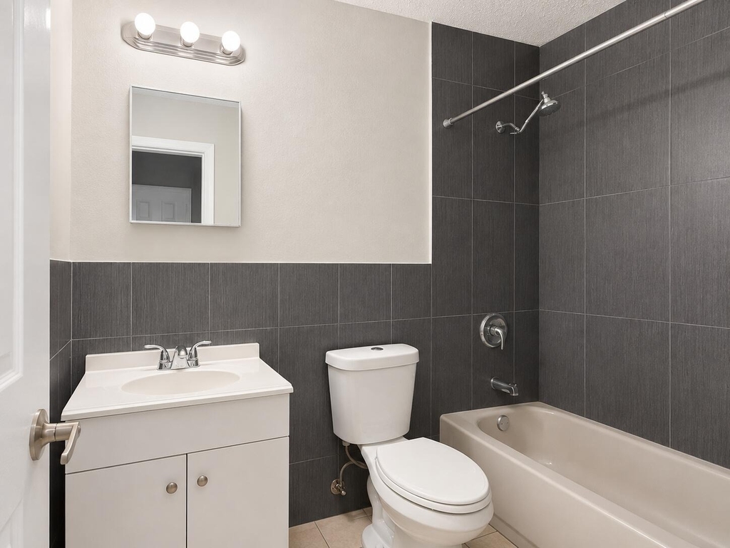 181 Nw 42nd Street - Photo 12