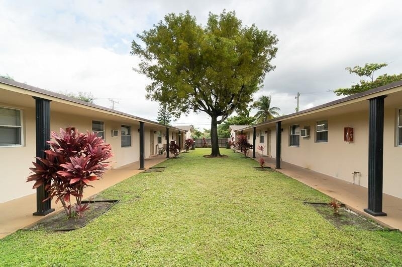 181 Nw 42nd Street - Photo 1
